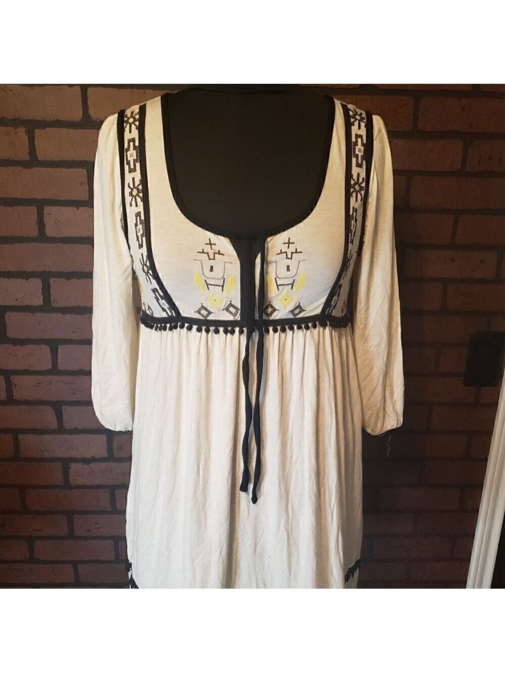 URBAN Mangoz Embroidered Dress